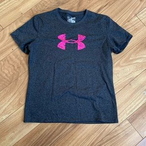 Under armor shirt.
